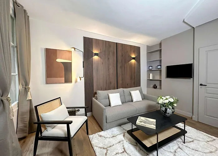 Louvre - Premium Near The Marais For 4 פריז